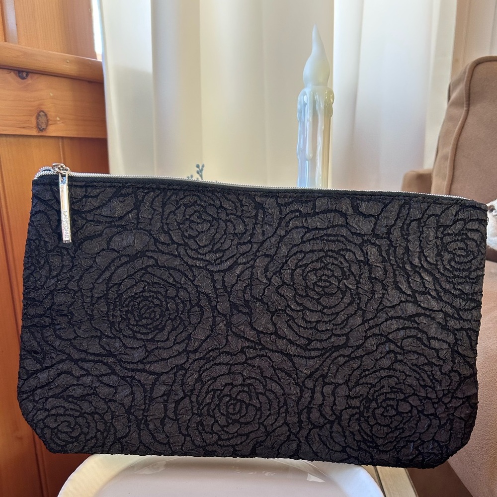 RARE Black Lancôme Roses Cosmetic Bag Pouch NEW